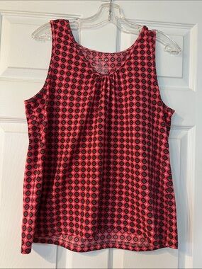 Sleeveless Pink Geometric Scoop-Neck Tank Top